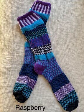 Raspberry Patterned Women’s Crew Socks - Purple & Teal